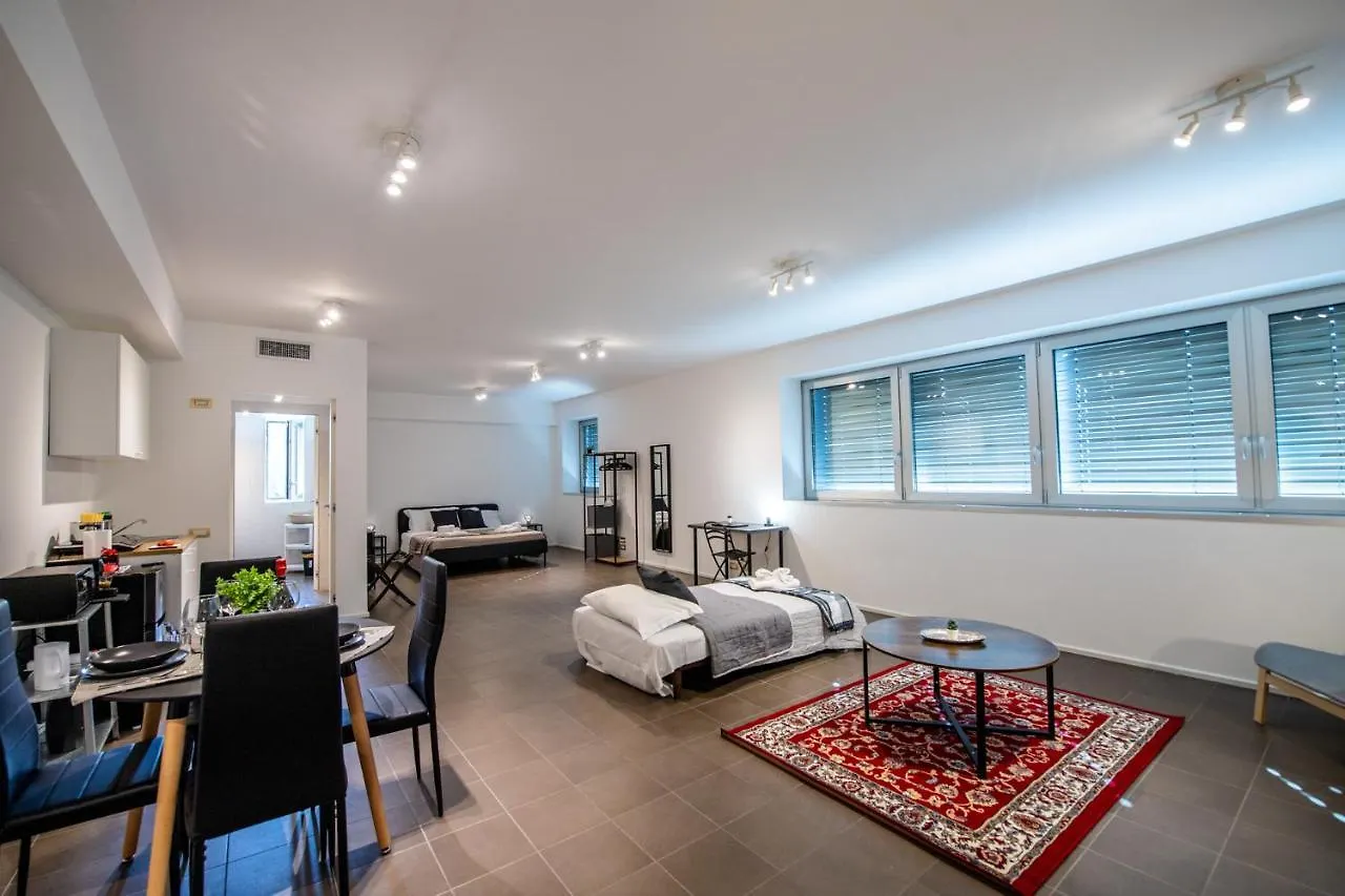 350 M Dalla Stazione L Parcheggio Free L Nova Loft Lägenhet Parma