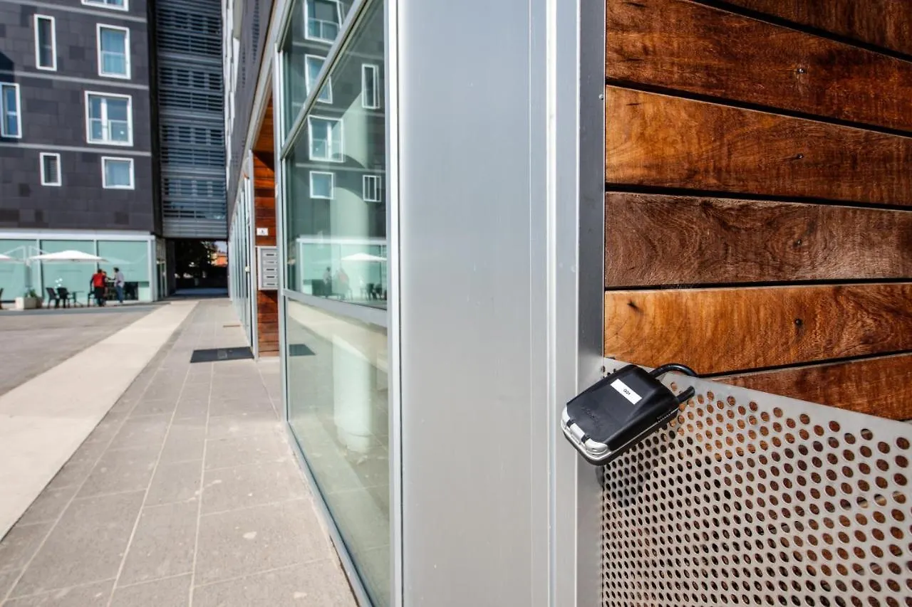 דירות פארמה 350 M Dalla Stazione L Parcheggio Free L Nova Loft 0*,  איטליה