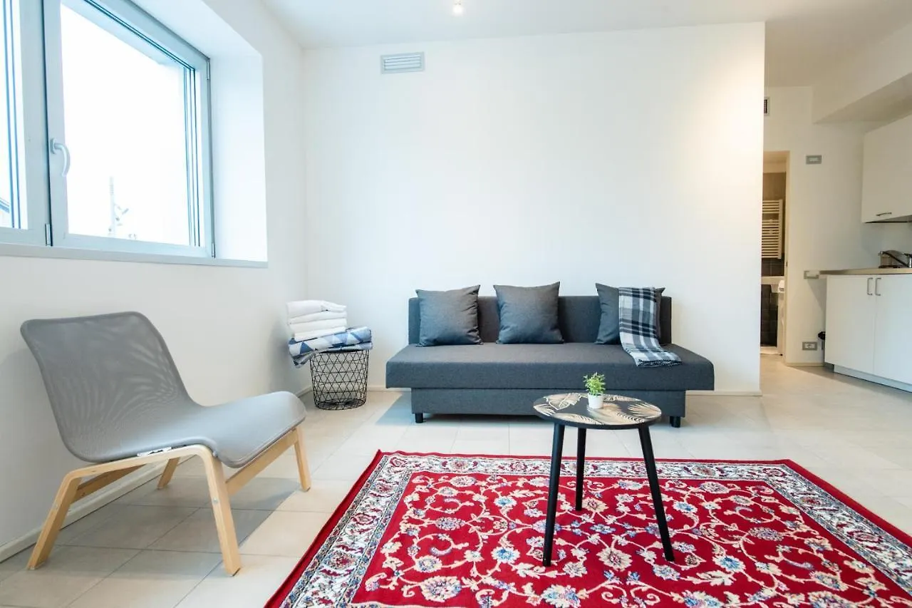 דירות פארמה 350 M Dalla Stazione L Parcheggio Free L Nova Loft