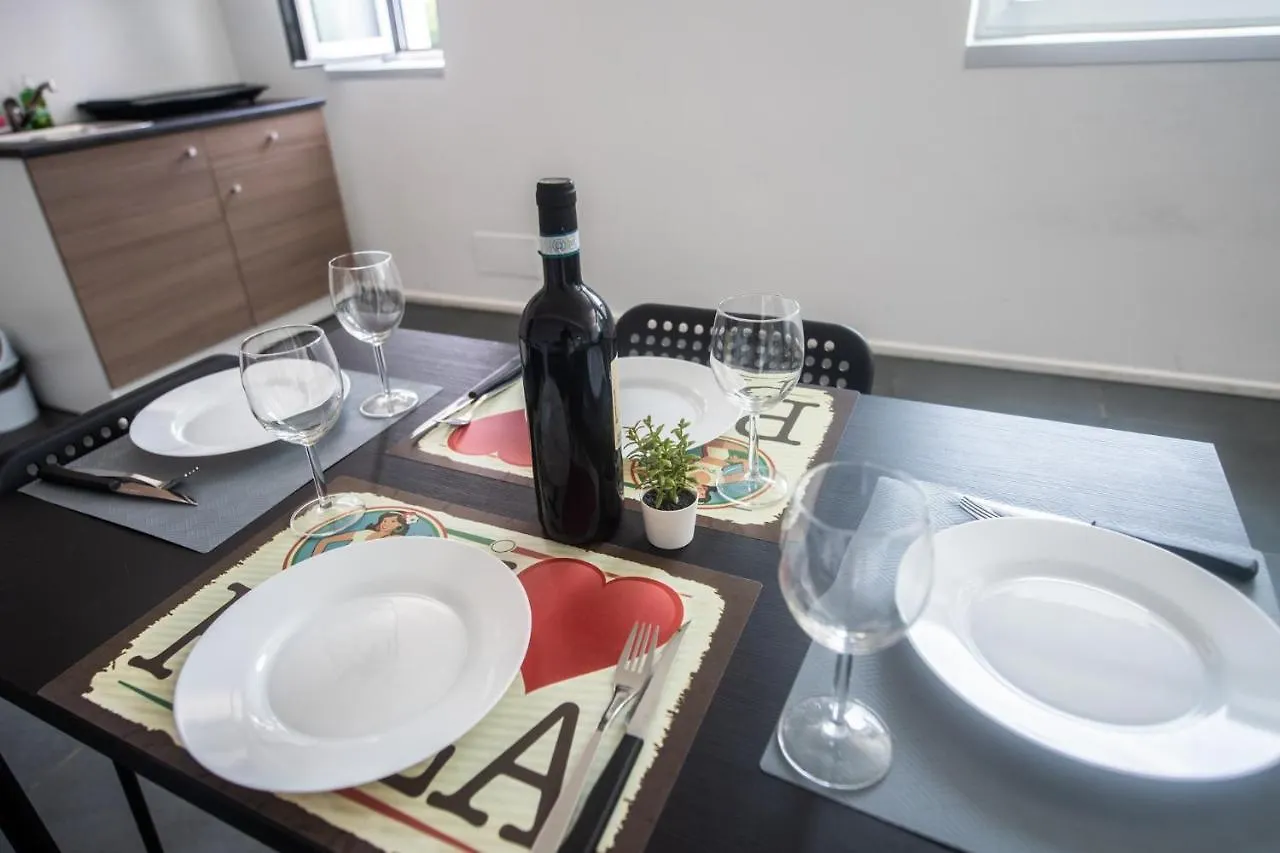 דירות פארמה 350 M Dalla Stazione L Parcheggio Free L Nova Loft