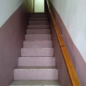 D 2 Non Accettiamo Franciesi Appartamento