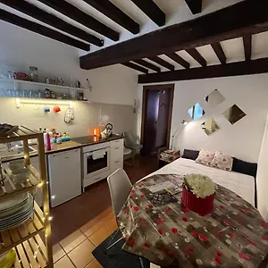 Little Nest In Oltretorrente Appartamento